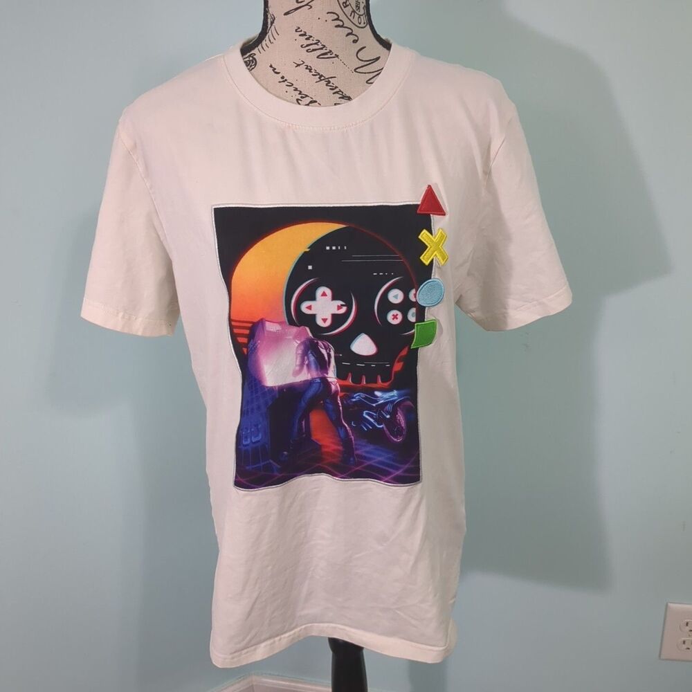 Fifth Loop White "ARCADE" T Shirt large Medium Control Button Patches Gaming